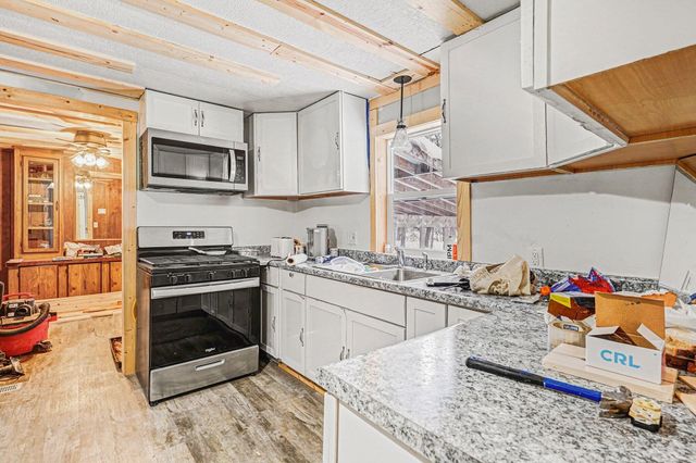 20990 Crane Street, Dowagiac, MI 49047