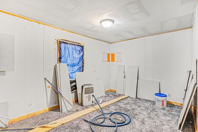 20990 Crane Street, Dowagiac, MI 49047