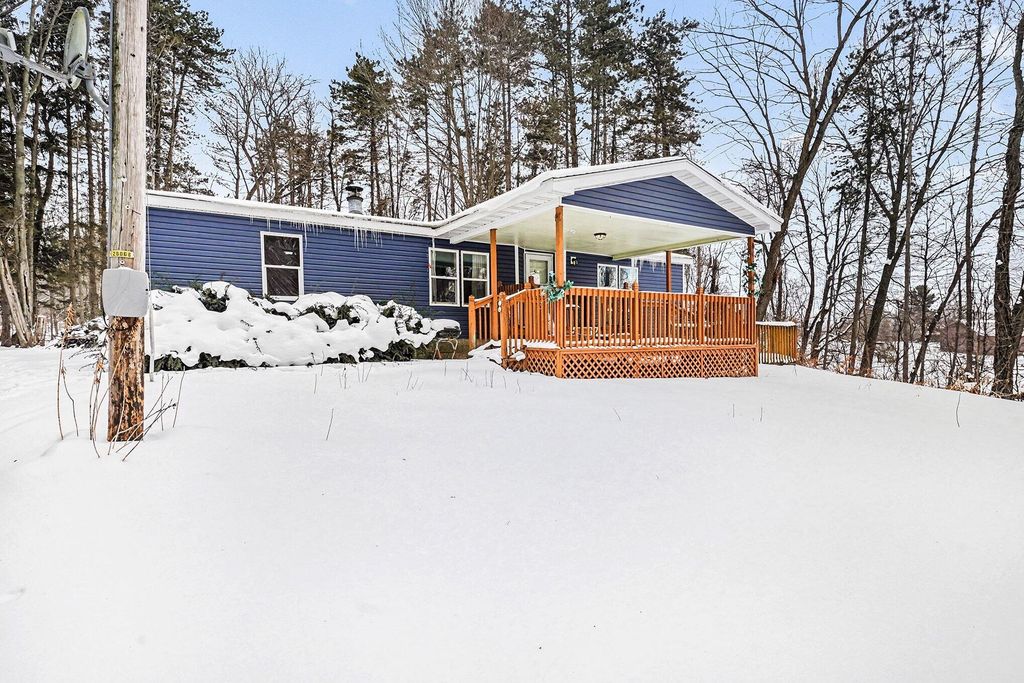 20990 Crane Street, Dowagiac, MI 49047