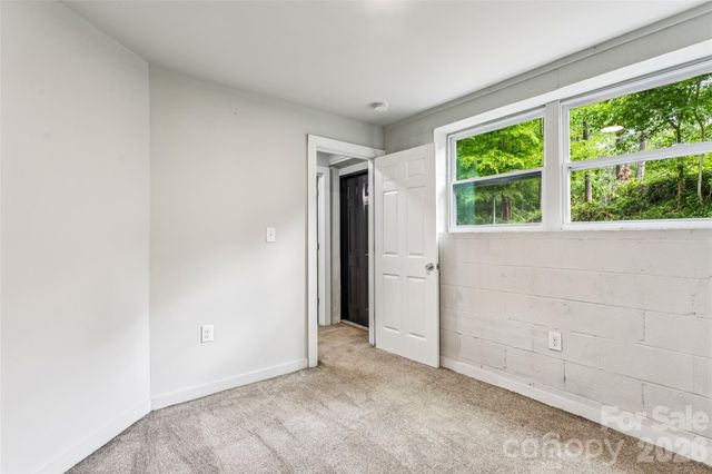 1014 N Mountain Street, Cherryville, NC 28021