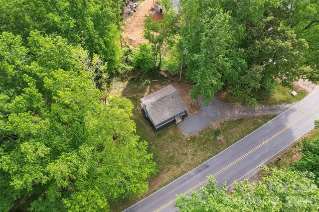 1014 N Mountain Street, Cherryville, NC 28021