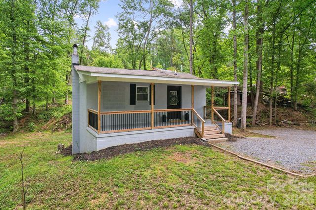 1014 N Mountain Street, Cherryville, NC 28021