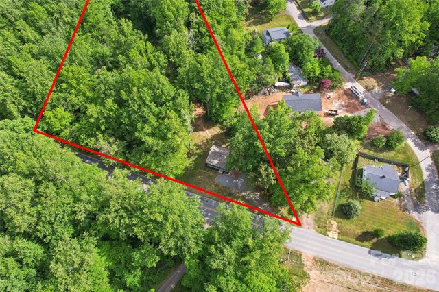 1014 N Mountain Street, Cherryville, NC 28021