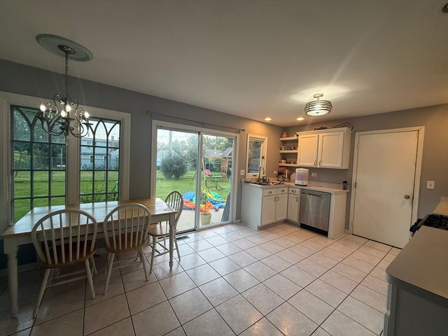122 Gall Lane, New Lenox, IL 60451