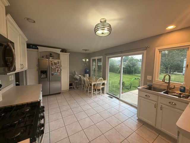 122 Gall Lane, New Lenox, IL 60451