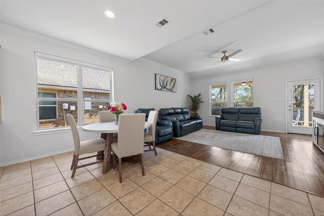 1712 Balsam Spruce Circle, Conroe, TX 77301