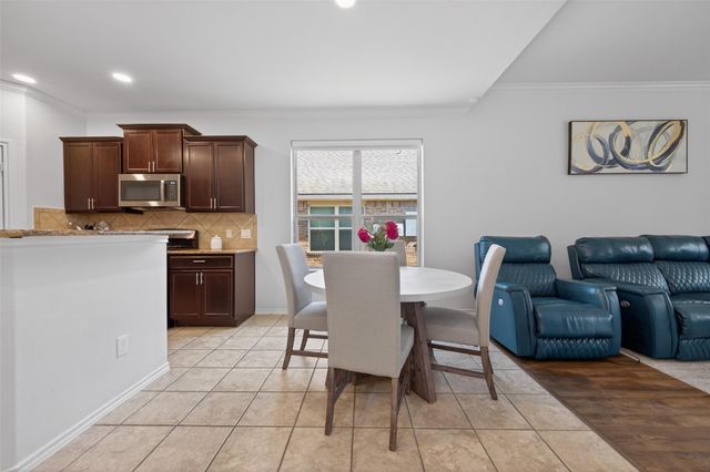 1712 Balsam Spruce Circle, Conroe, TX 77301