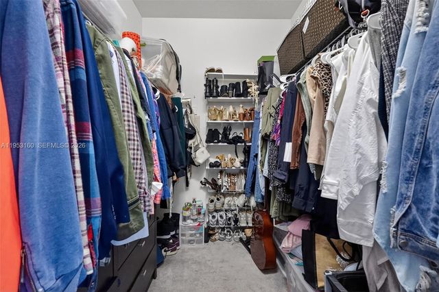 4975 NW 83rd Path, Doral, FL 33166