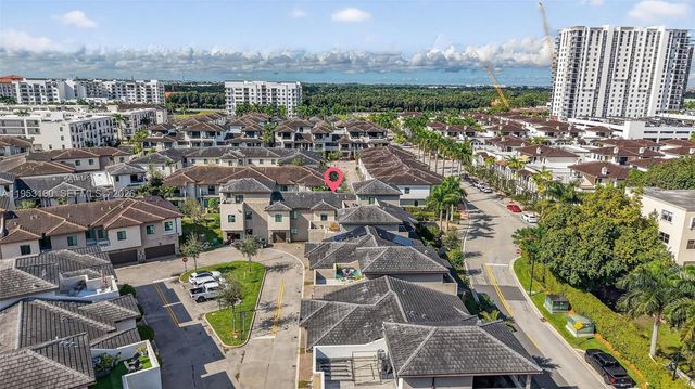 4975 NW 83rd Path, Doral, FL 33166