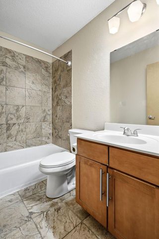 2532 1st Avenue S S301, Minneapolis, MN 55404