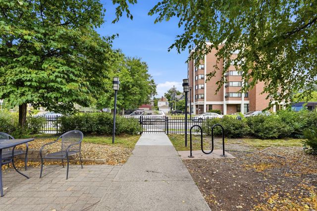 2532 1st Avenue S S301, Minneapolis, MN 55404