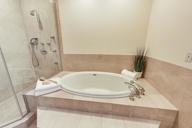 430 South Avenue, Glencoe, IL 60022