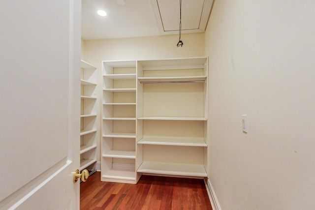 430 South Avenue, Glencoe, IL 60022