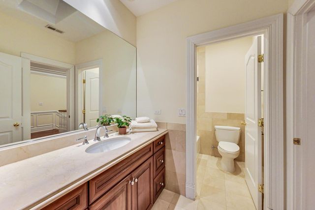 430 South Avenue, Glencoe, IL 60022