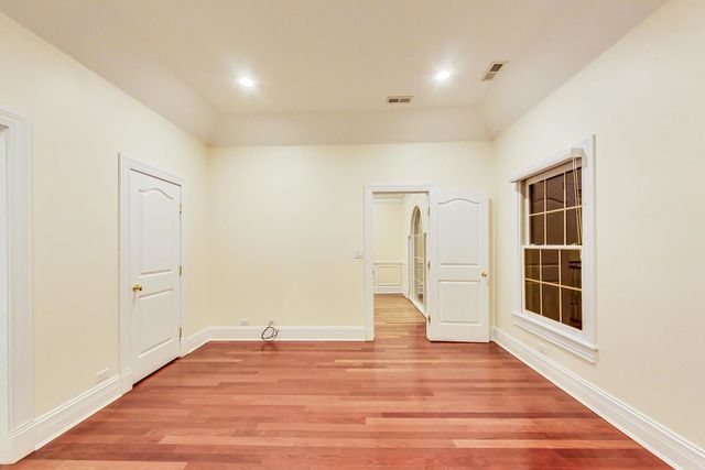 430 South Avenue, Glencoe, IL 60022