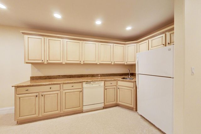 430 South Avenue, Glencoe, IL 60022