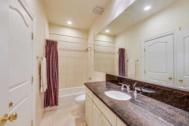 430 South Avenue, Glencoe, IL 60022