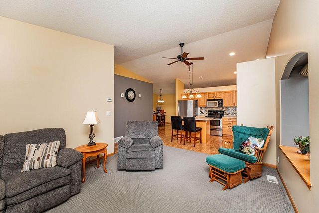 4291 39th Avenue S, Fargo, ND 58104