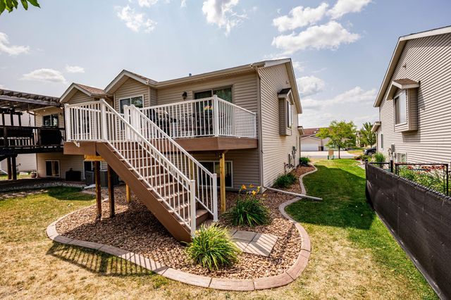 4291 39th Avenue S, Fargo, ND 58104
