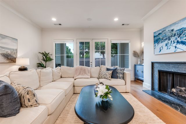 5803 Martel Avenue, Dallas, TX 75206