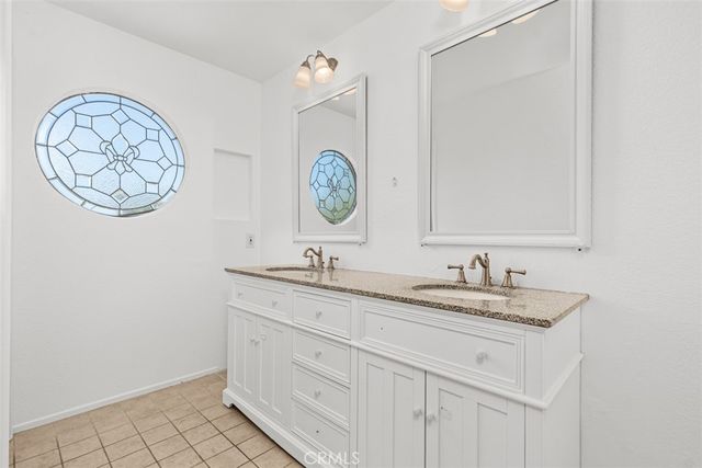 32 La Costa Court, Laguna Beach, CA 92651