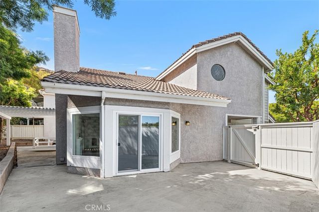 32 La Costa Court, Laguna Beach, CA 92651