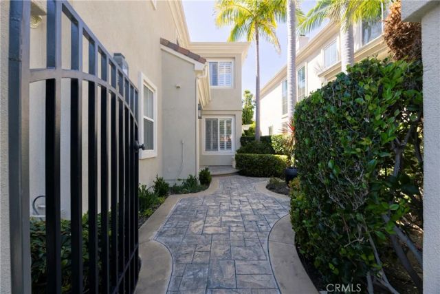 1417 SEA RIDGE Drive, Newport Beach, CA 92660