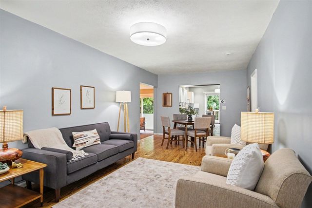 1100 Breton Road, East Grand Rapids, MI 49506