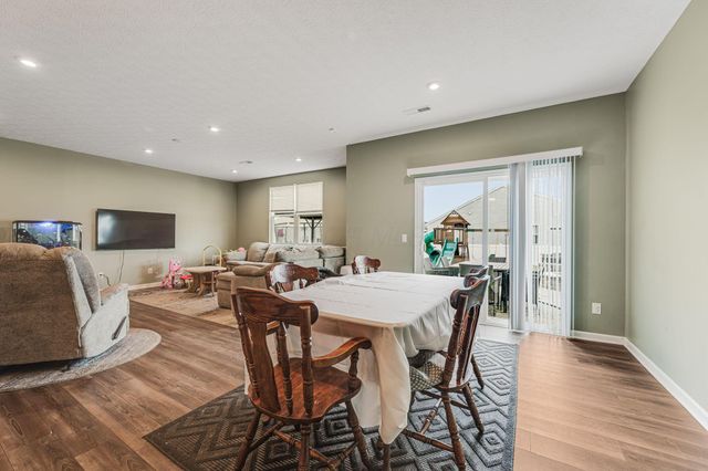 1187 Lake Forest Drive, Hebron, OH 43025
