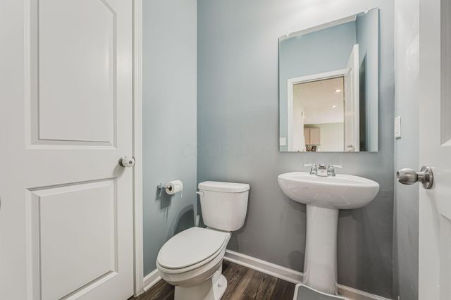 1187 Lake Forest Drive, Hebron, OH 43025