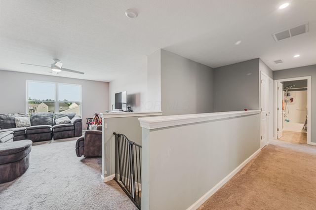 1187 Lake Forest Drive, Hebron, OH 43025