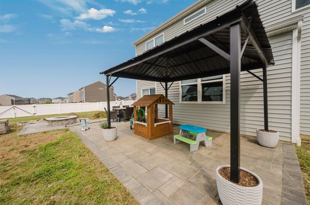 1187 Lake Forest Drive, Hebron, OH 43025