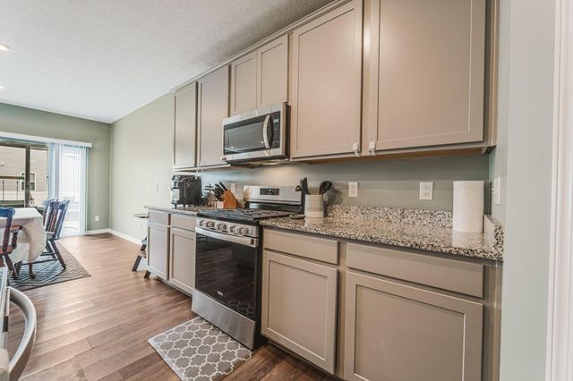 1187 Lake Forest Drive, Hebron, OH 43025