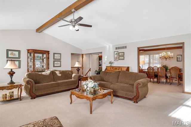 2075 Meaghan Lane, Pacific, MO 63069