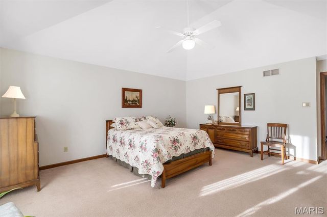 2075 Meaghan Lane, Pacific, MO 63069