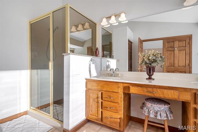 2075 Meaghan Lane, Pacific, MO 63069