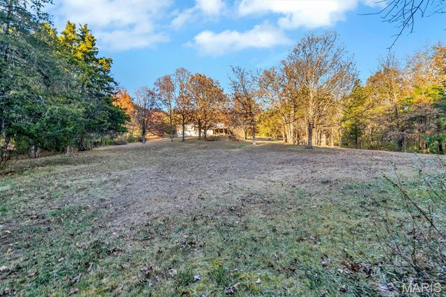 2075 Meaghan Lane, Pacific, MO 63069