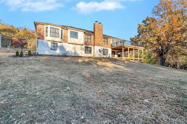 2075 Meaghan Lane, Pacific, MO 63069