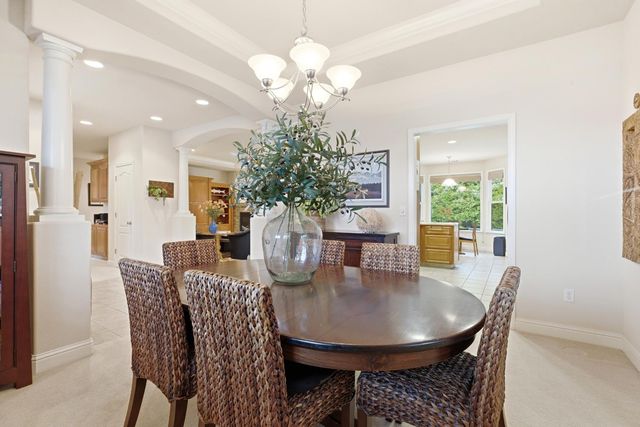 347 E Milgeo Ave, Ripon, CA 95366