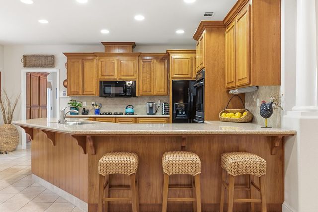 347 E Milgeo Ave, Ripon, CA 95366