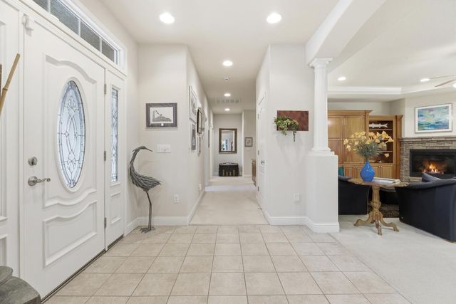 347 E Milgeo Ave, Ripon, CA 95366