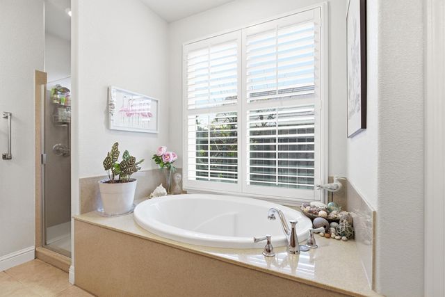 347 E Milgeo Ave, Ripon, CA 95366