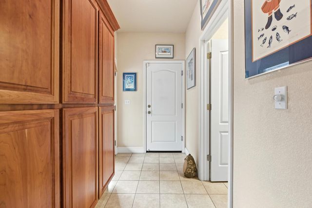 347 E Milgeo Ave, Ripon, CA 95366