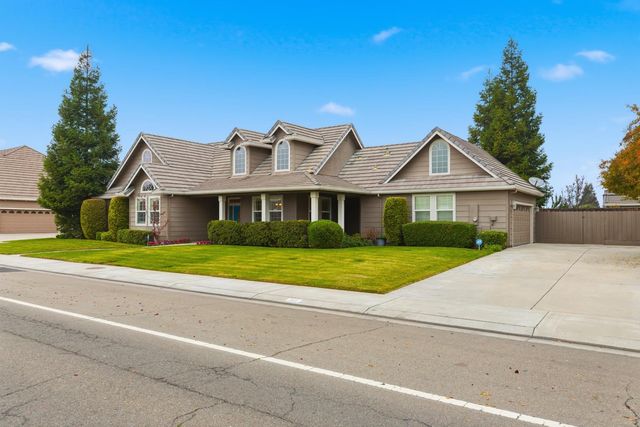 347 E Milgeo Ave, Ripon, CA 95366