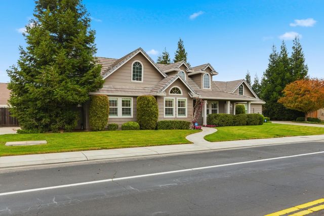 347 E Milgeo Ave, Ripon, CA 95366