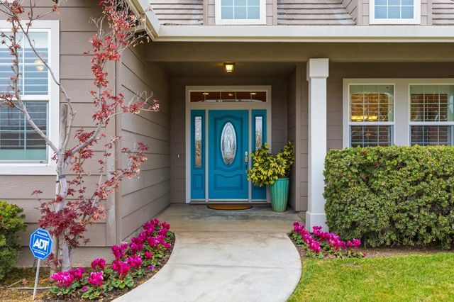 347 E Milgeo Ave, Ripon, CA 95366