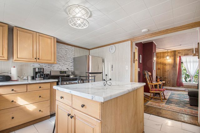 1408 Silverbrook Avenue, Niles City, MI 49120