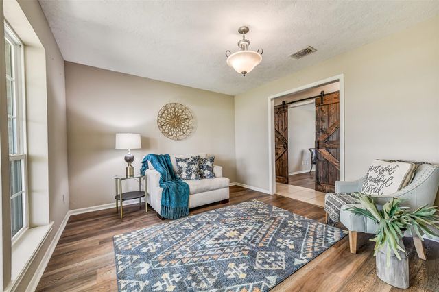 3358 County Road 172, Alvin, TX 77511