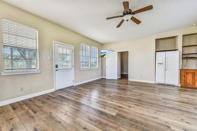 3358 County Road 172, Alvin, TX 77511