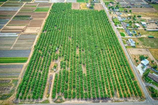 1581 S Temperance Avenue, Fresno, CA 93727